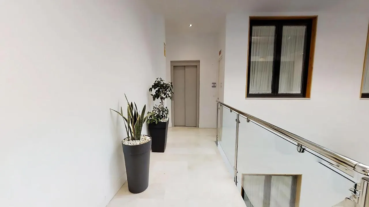 Apartment Sevilla Luxury Rentals - Alcazar Spain