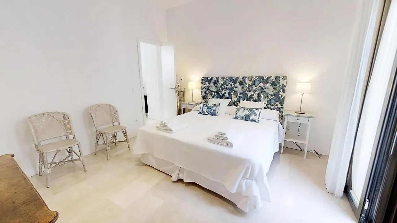 Sevilla Luxury Rentals - Alcazar